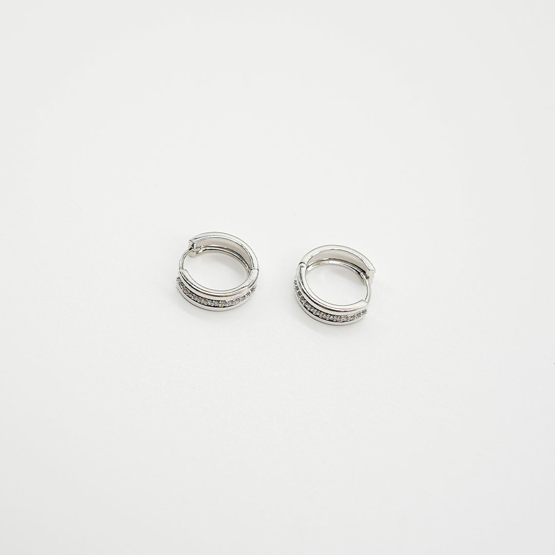 Rounded Diamond Earrings | Silver