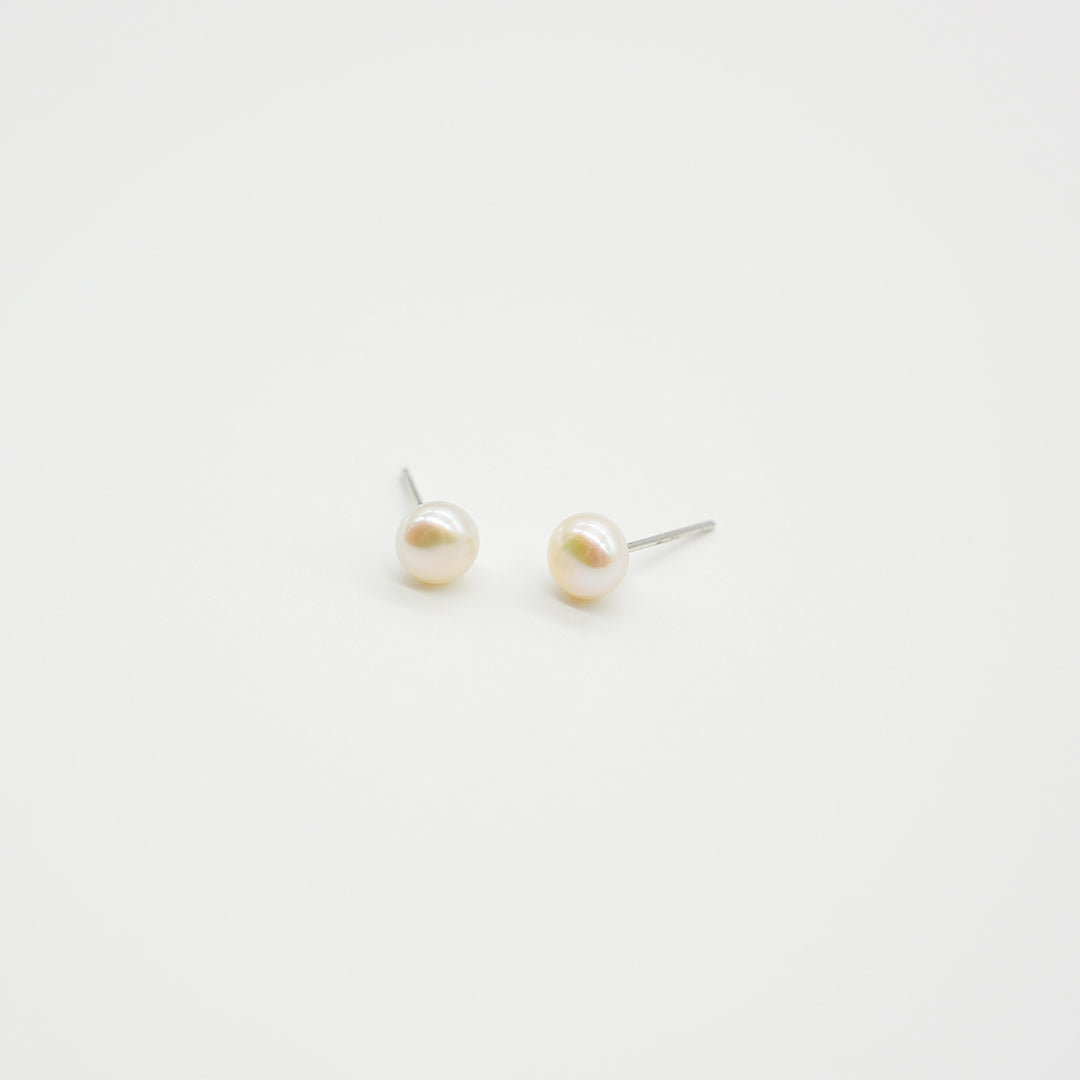 Pure Pearl Earrings | 925 Silver